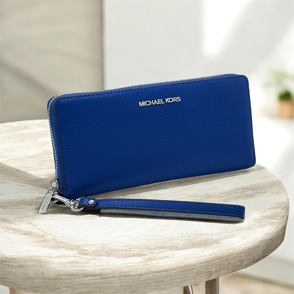 MICHAEL KORS Large Pebbled Leather Continental Wallet Wristlet
Galaxy Blue 
NWT